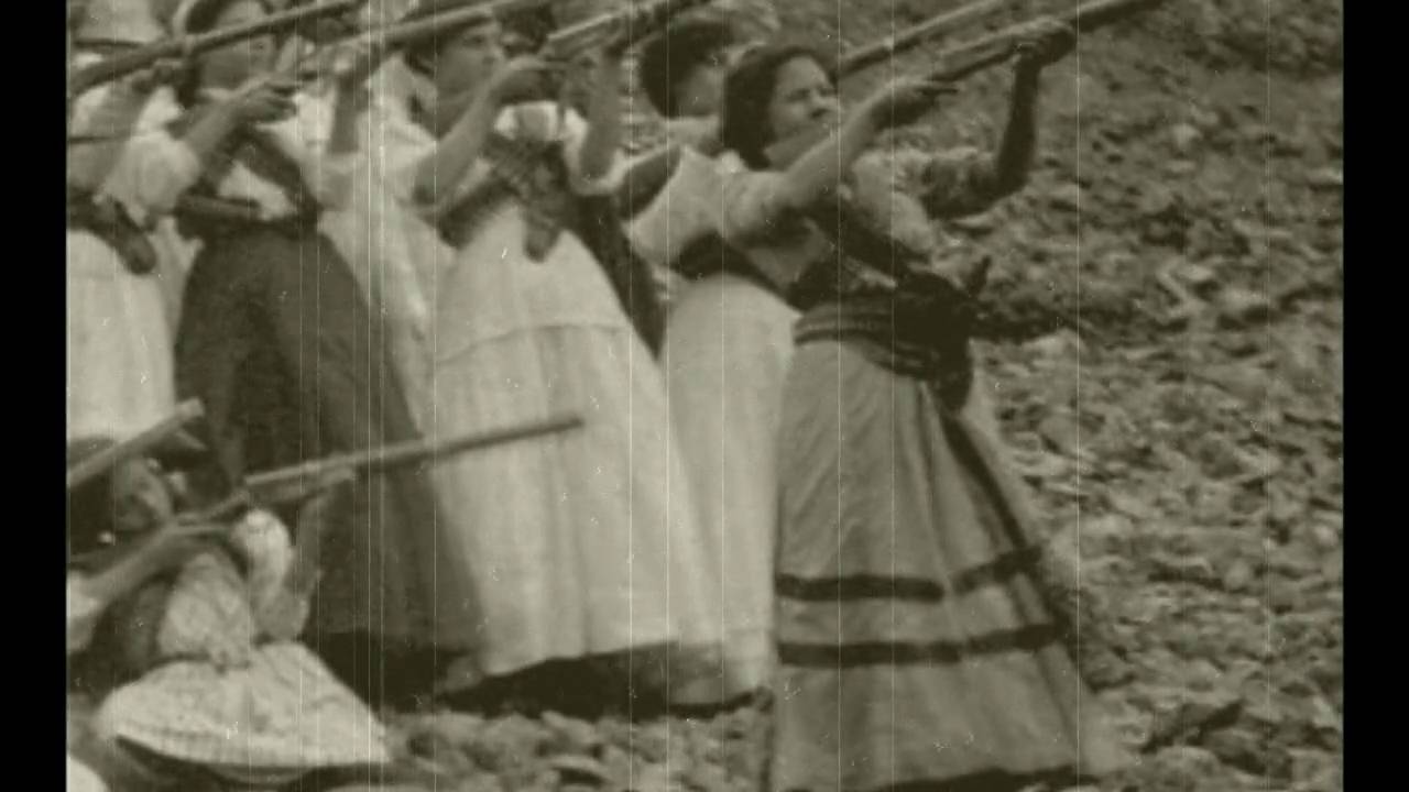Yo Me Muero Donde Quiera - Revolución Mexicana