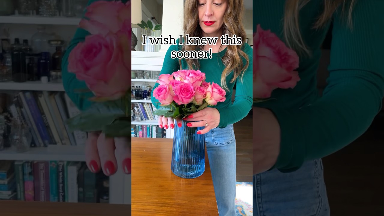 Simple guide to measure where to cut flowers for your vase height! #flower #roses #valentinesday