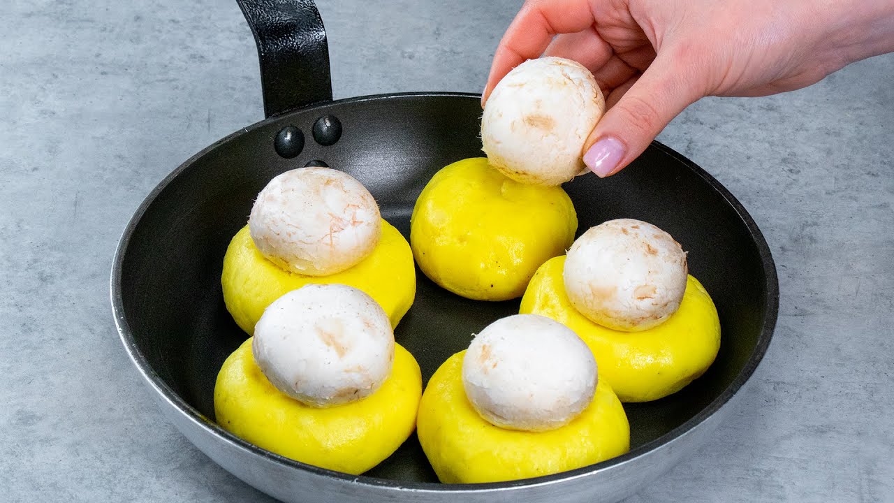 A gyerekek minden nap k&eacute;rik - krumpli palacsinta gomb&aacute;val, serpenyőben!