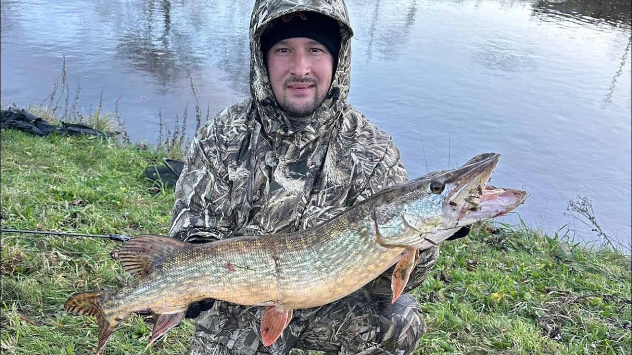 KRISSIE VIS VLOG  03 SNOEK 85CM GEVANGEN !