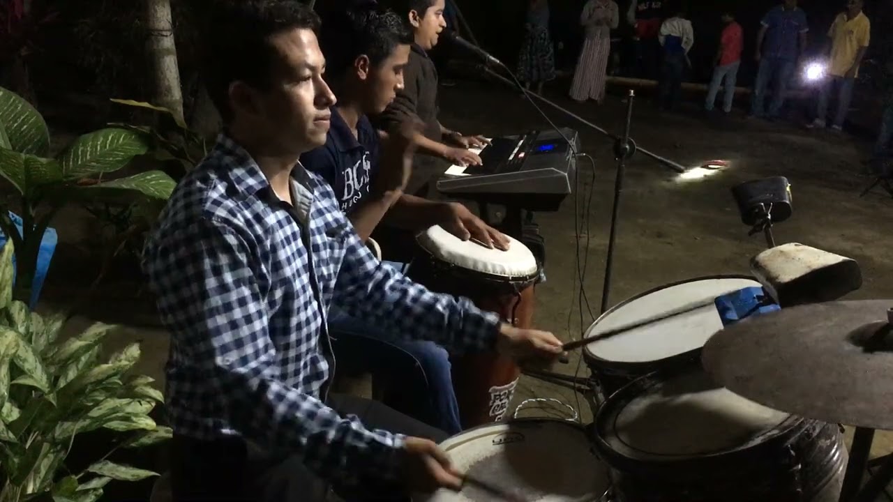 Se Aproxima el Momento - Por la gracia de Dios