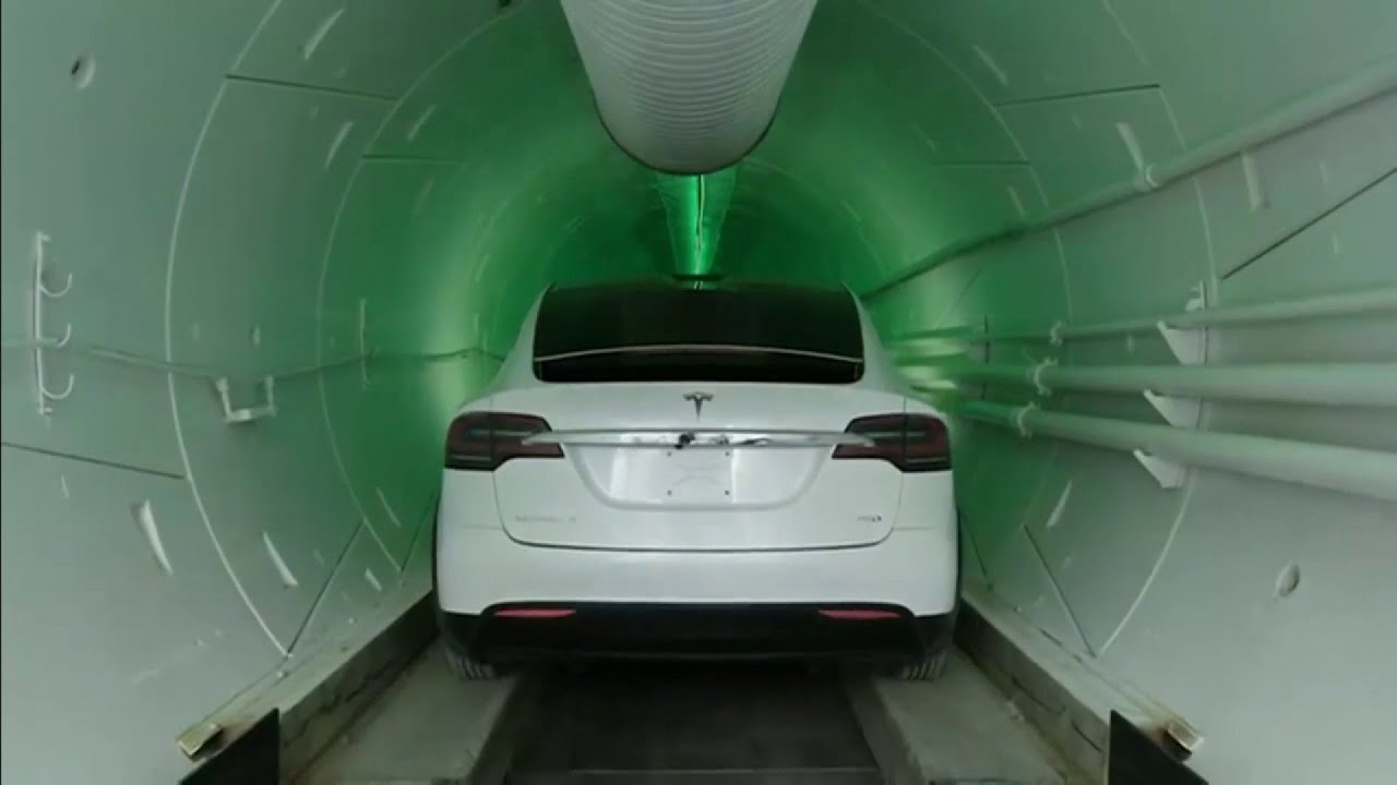 Elon Musk's team helps mayor to dream about traffic-free city
