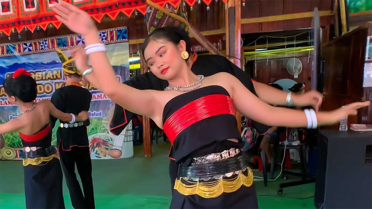 Mongigol Rinagang, the Love Dance of Dusun Tindal