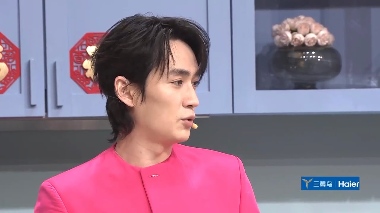 20240208 朱一龍下一站春晚，和譚爺爺聊熊貓花花 Zhu Yilong Next Stop, Spring Festival Gala