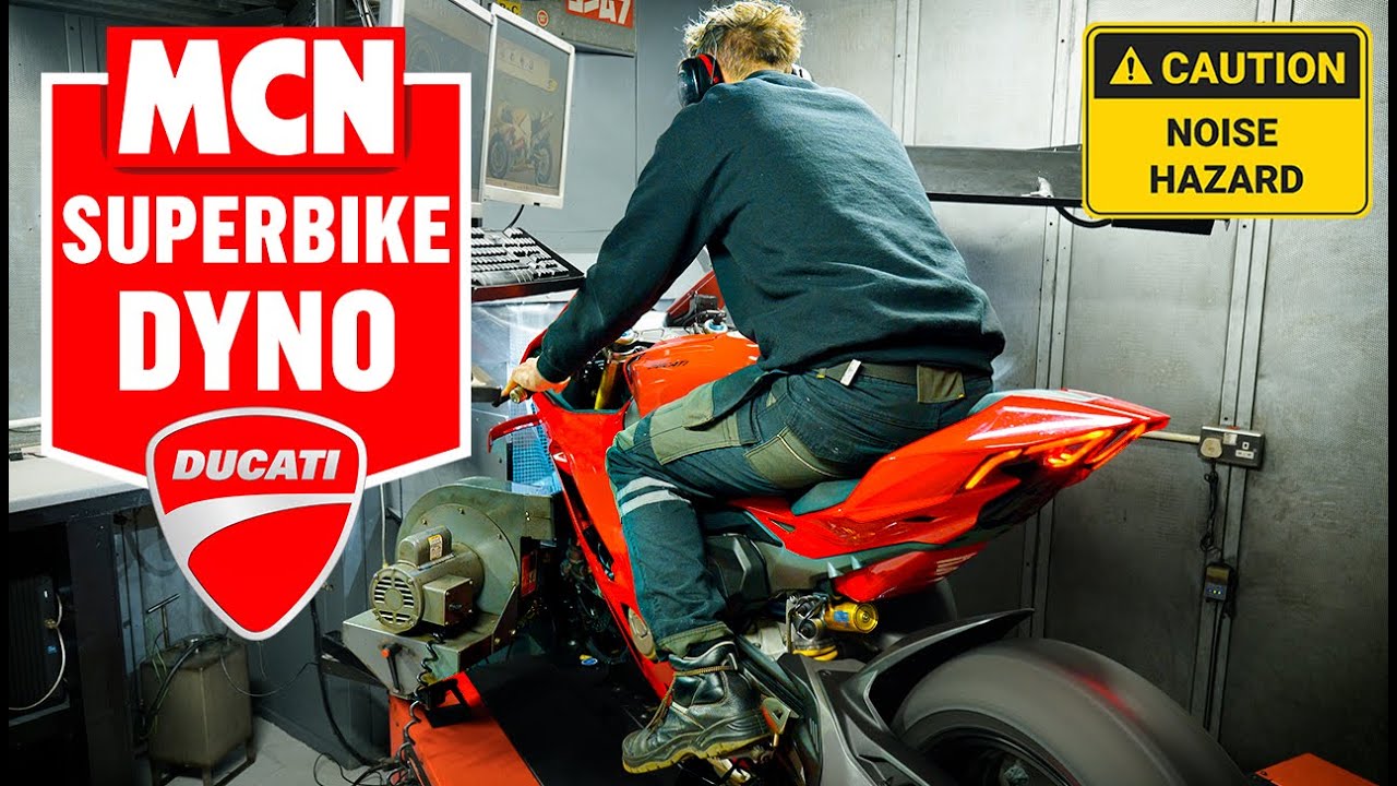 2025 Ducati Panigale V4S Dyno Run | Does Euro5+ strangle a superbike? | MCN Deep Dive