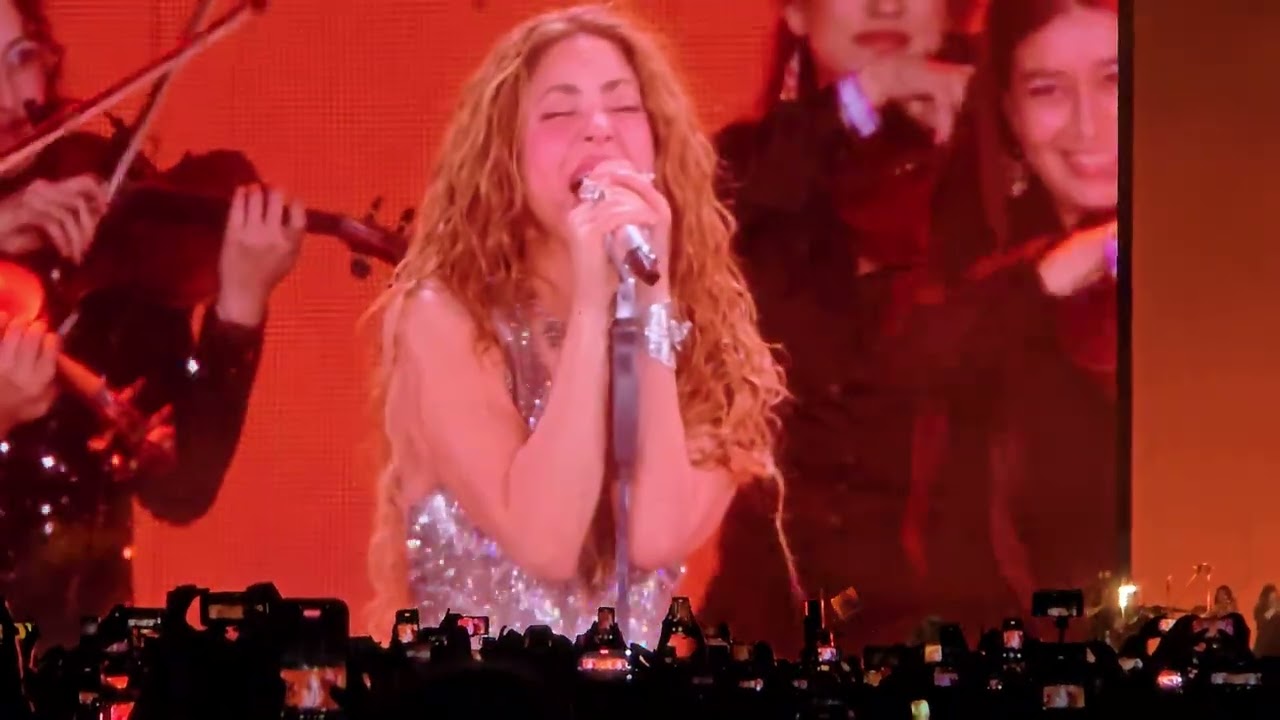 La pared - Shakira ft Filarmonica Bogota 4k #lmynlworldtour 