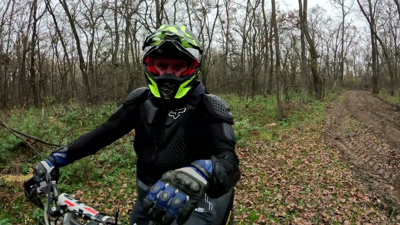 ENDURO 1. R&Eacute;SZ