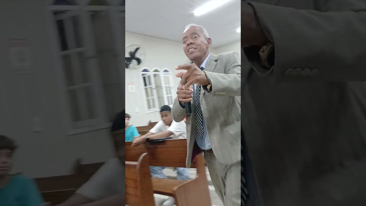 Culto de Missões, Preletor Cantor Jonias Coimbra. 