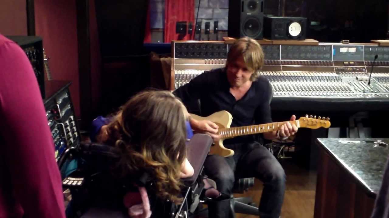Keith singing Somebody Like You to me
