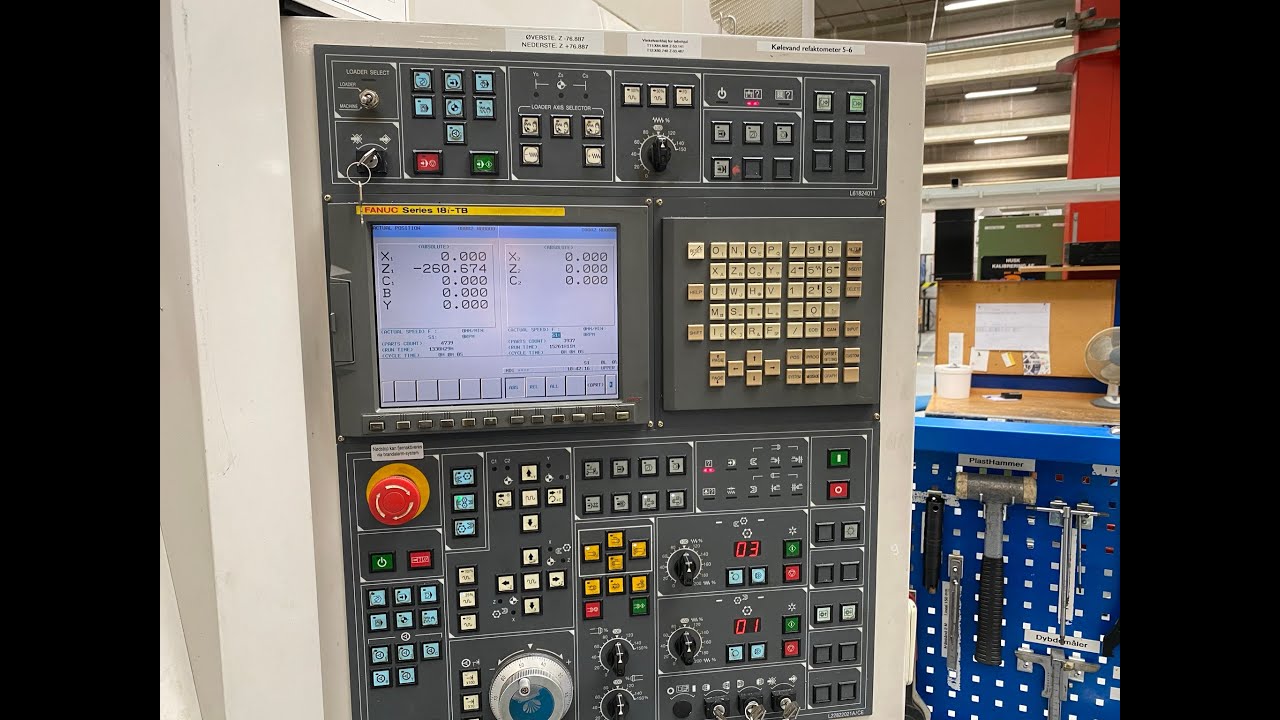 DAEWOO PUMA TT 2500 SY-GL CNC Lathe with C + Y Axis and Gantry loader Drehmaschine MACH4METAL 6516
