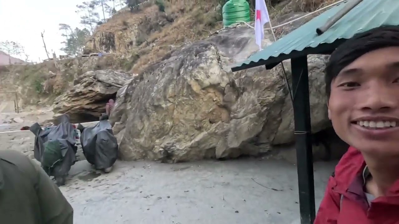 KHARABANG GAU KO ASALA MACHHA MACHHA MARNE TARIKA...   TATO PANI GHUMGAM..।