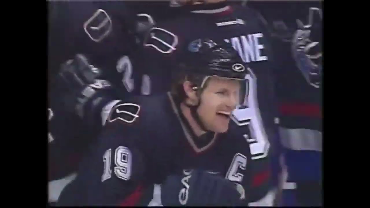 Throwback: The West Coast Express Lead Canucks in Comeback Win vs Lightning (Jan. 21, 2004) (RSN-P)