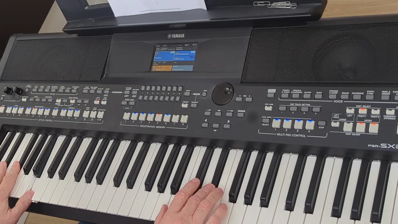 PSR-SX600 Nights in White Satin - Moody Blues