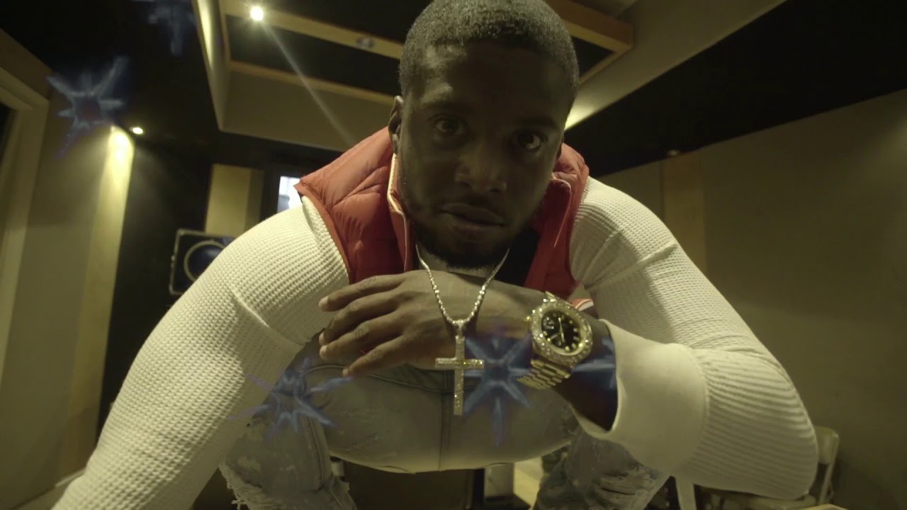 Neno Calvin & GreatWhite Stylez - Make Ya Mind Up (Official Video)