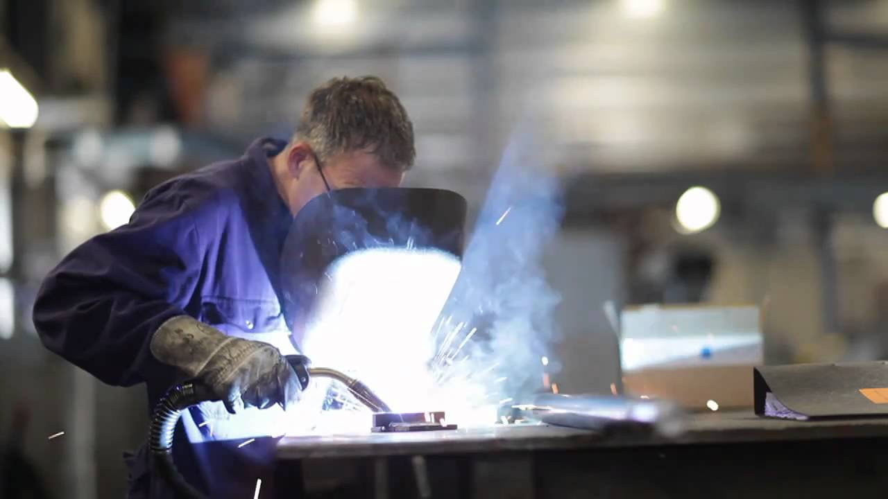 IJzersterk in metaalbewerking | Van Dijk Inpijn Engineering | VDI Arkel
