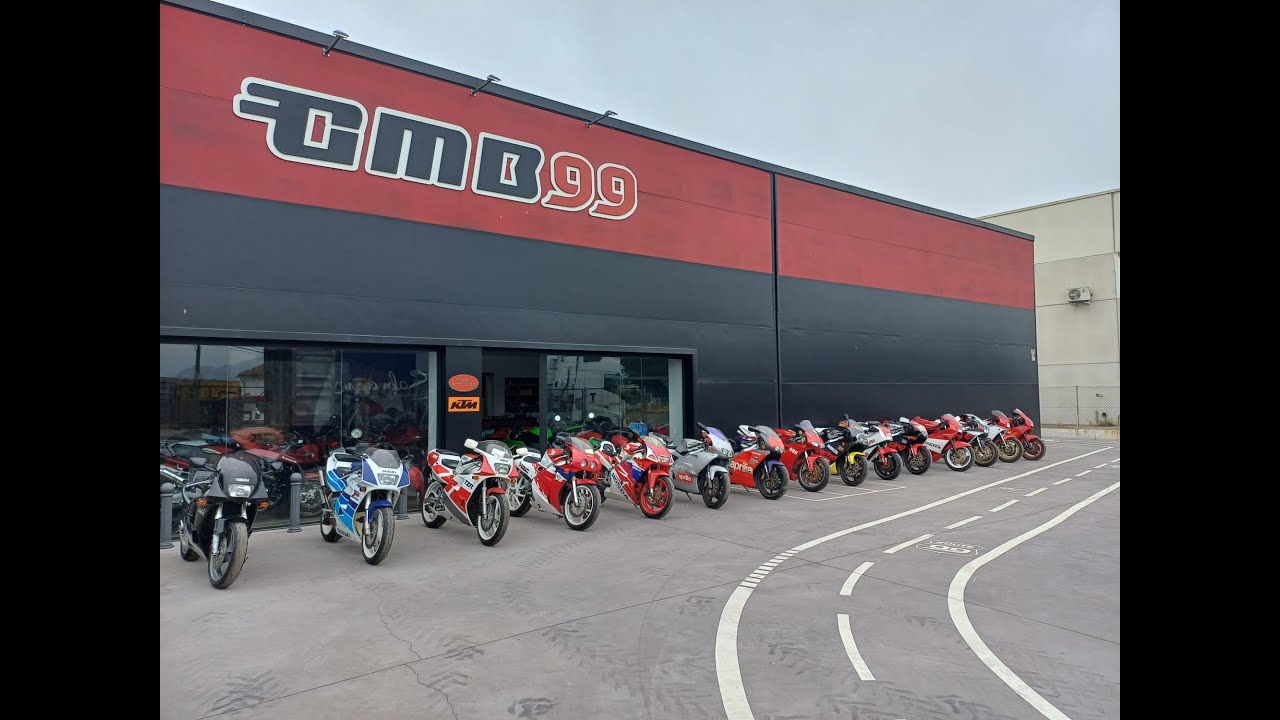 Abrimos el contenedor recien llegado de Japón con 20 motos super exclusivas!!