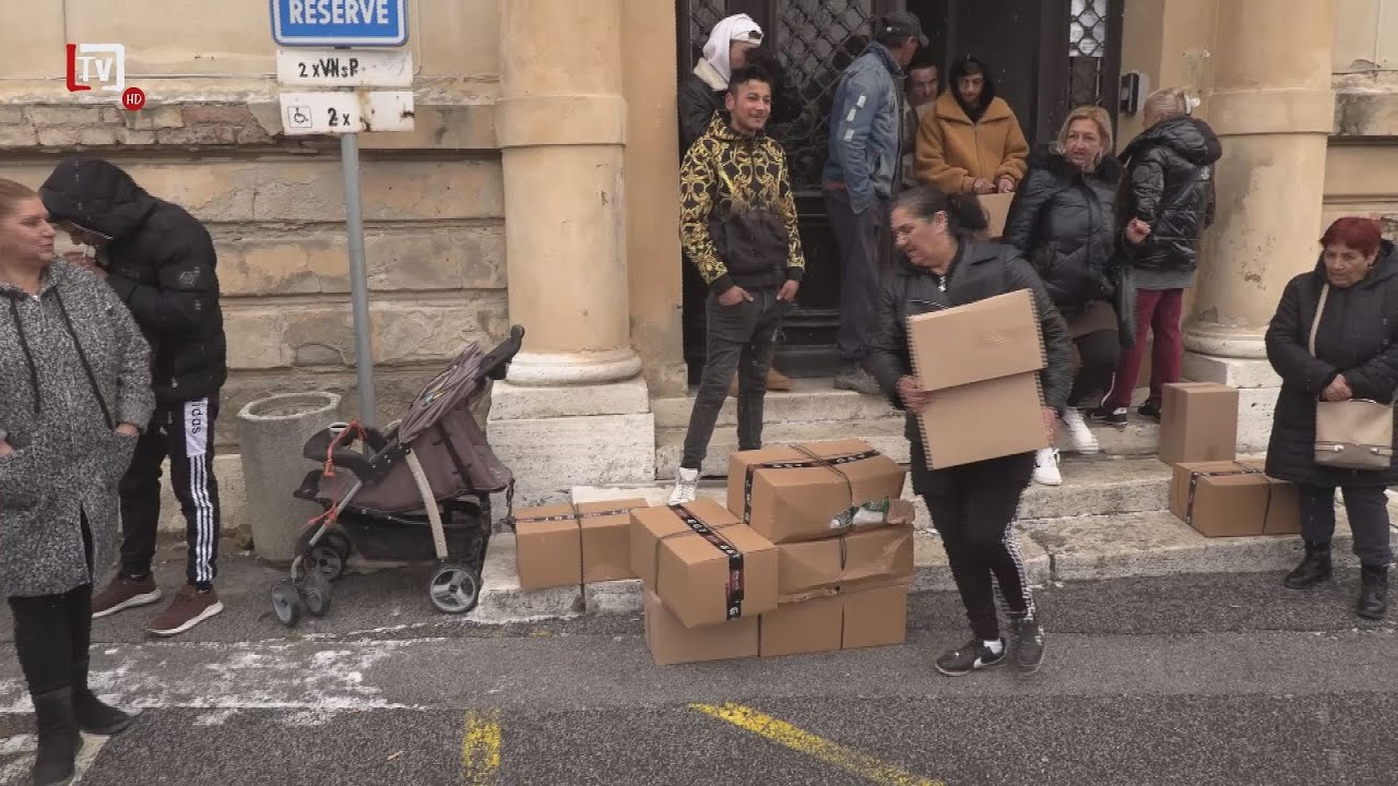 [3/14] Mestská polícia asistovala pre vydávaní sociálnej pomoci (04. 04. 2023)