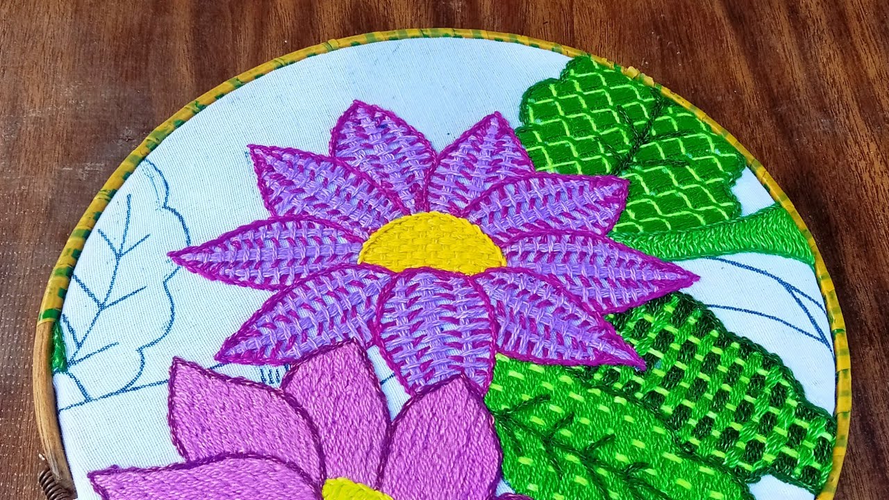 #127Puntada super fácil🤩de aplicar y rápida ideal para pétalos y hojas alargadas girasoles, nocheb..
