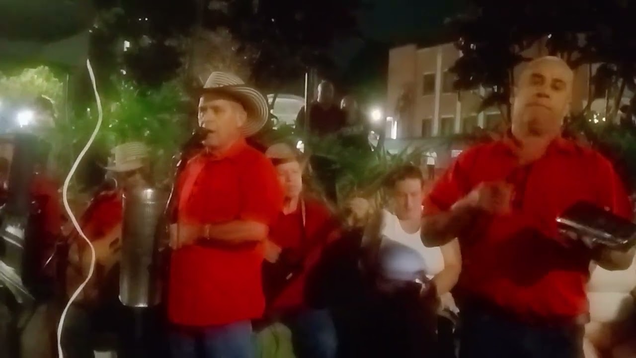 El rebelde de frontino con los integrados parranderos 