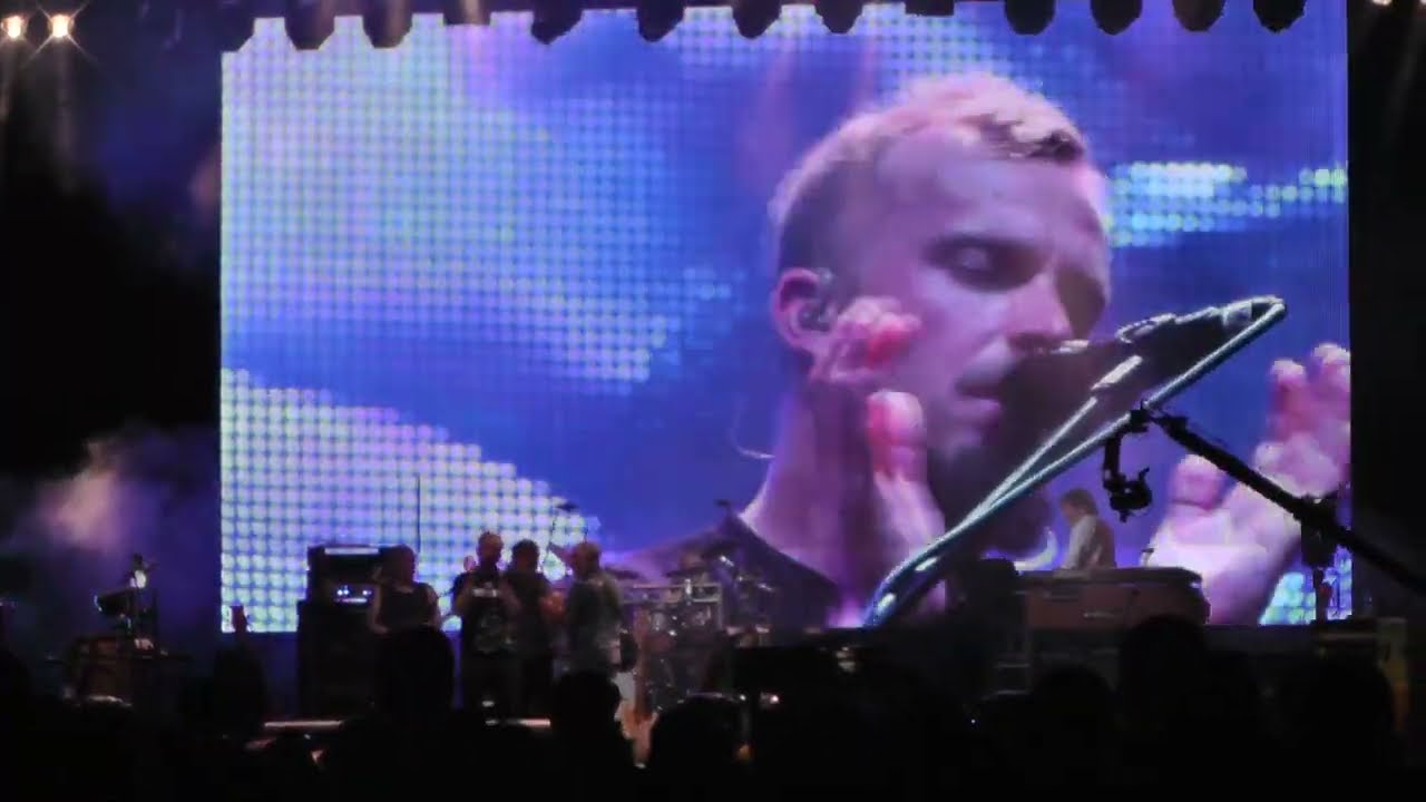 Nomadi - La canzone del bambino nel vento (Auschwitz)  Festa 50 Anni (Stadio Cesenatico, 16/06/2013)