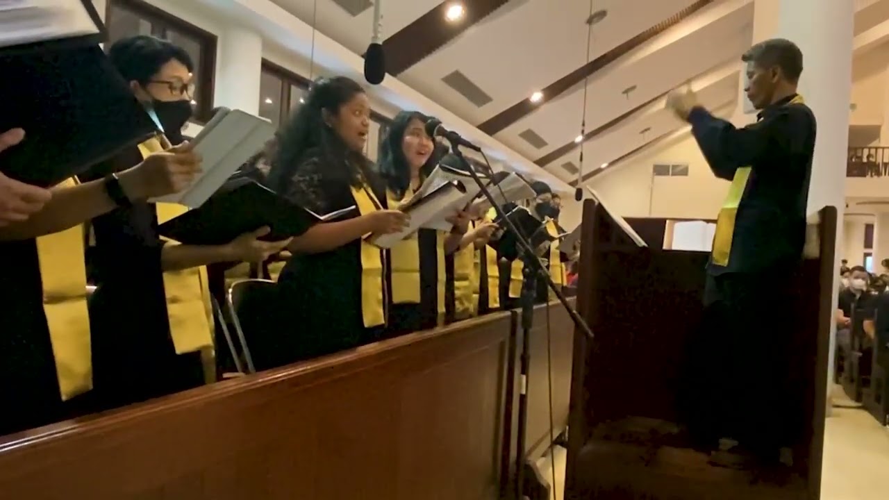 Saint Helena Choir - Salib Kayu Agung