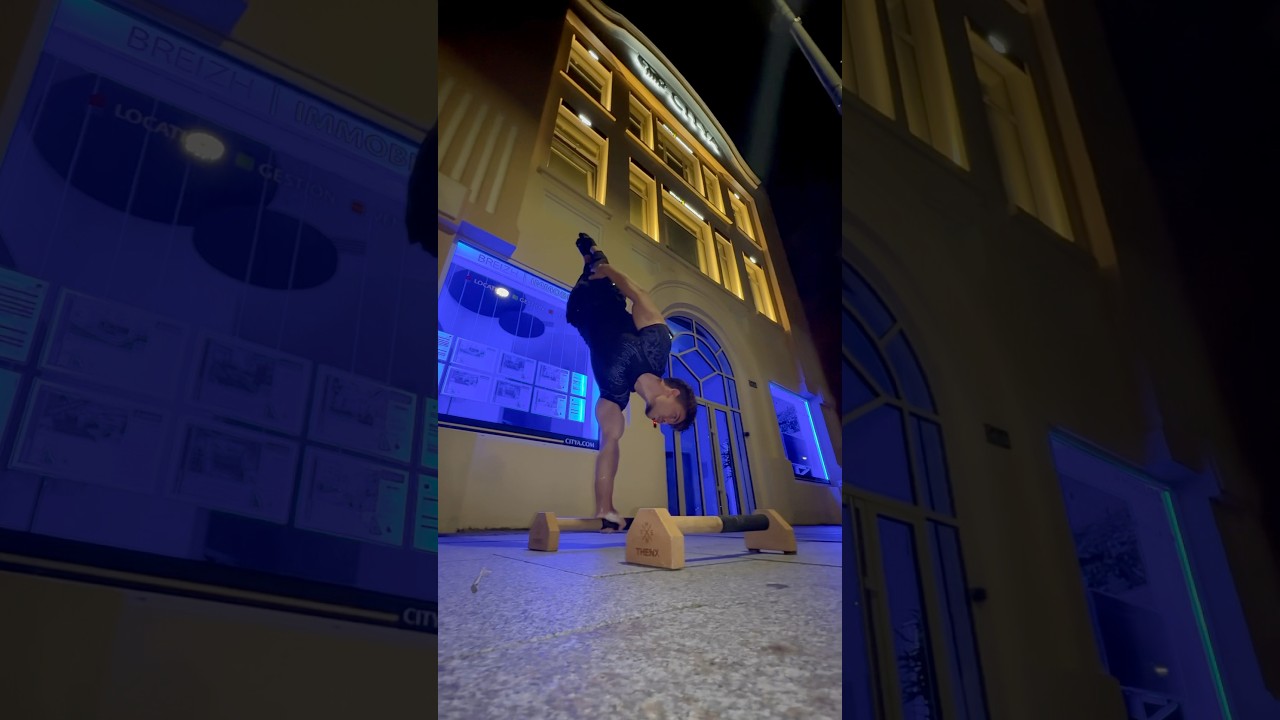 ONE ARM HANDSTAND CONTROL