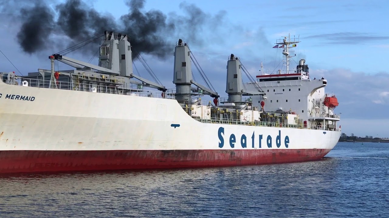 Pacific Mermaid docks in New Bedford