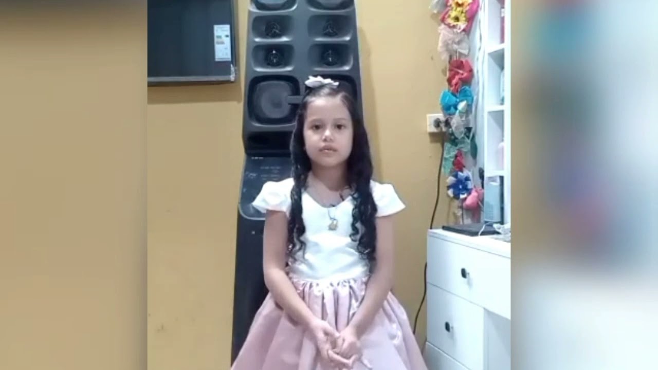 KEYSHA EN PEQUE&Ntilde;AS ESTRELLAS ☆