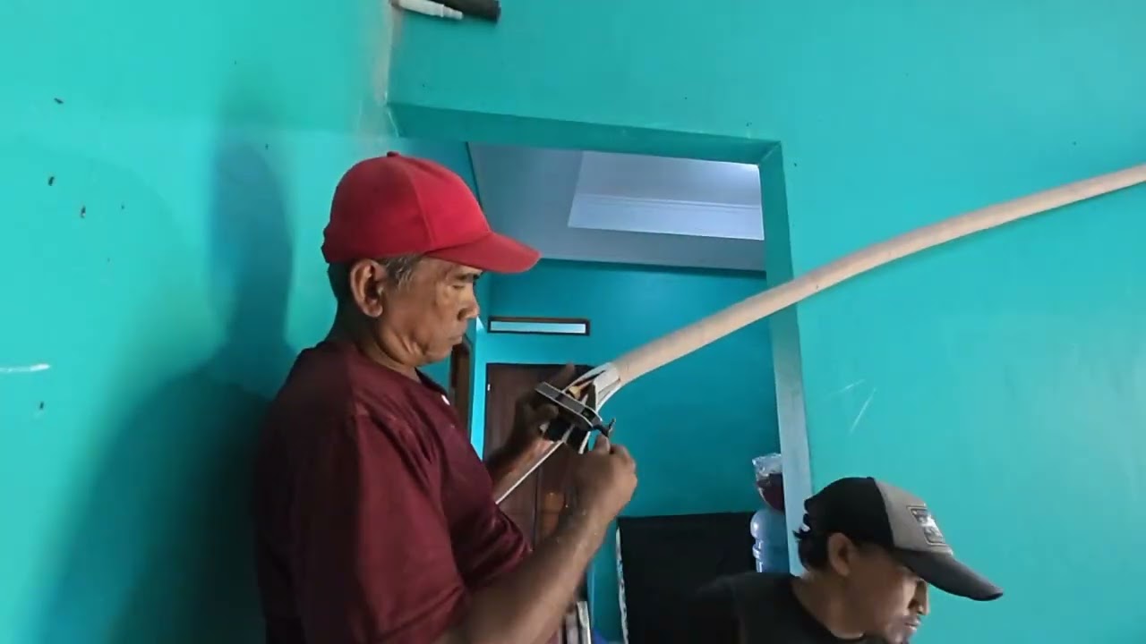 Proses Pemasangan AC SHARP R32