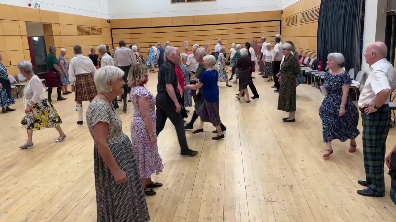 Luckenbooth Brooch - Scottish Country Dance