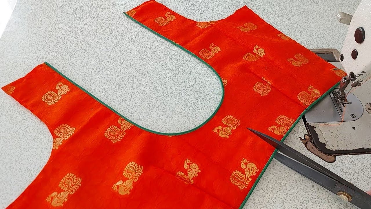 Round neck easy blouse back design cutting and stitching || blouse gala design cutting and stitching