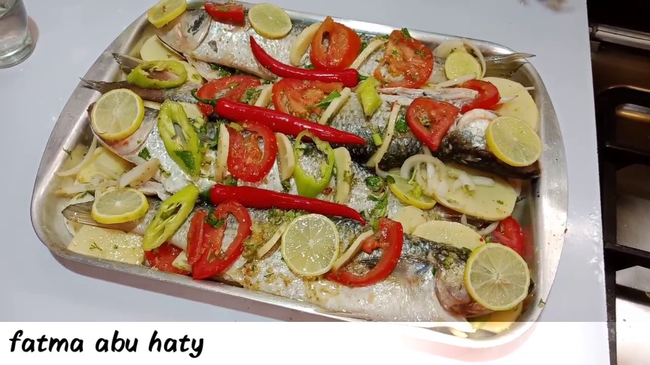صينية سمك بوري بالبطاطس والخضار روووووعه👍😋😋 بطريقة سهلة خالص من نطبخي #فاطمه_ابو_حاتي #مامي_شيف😉