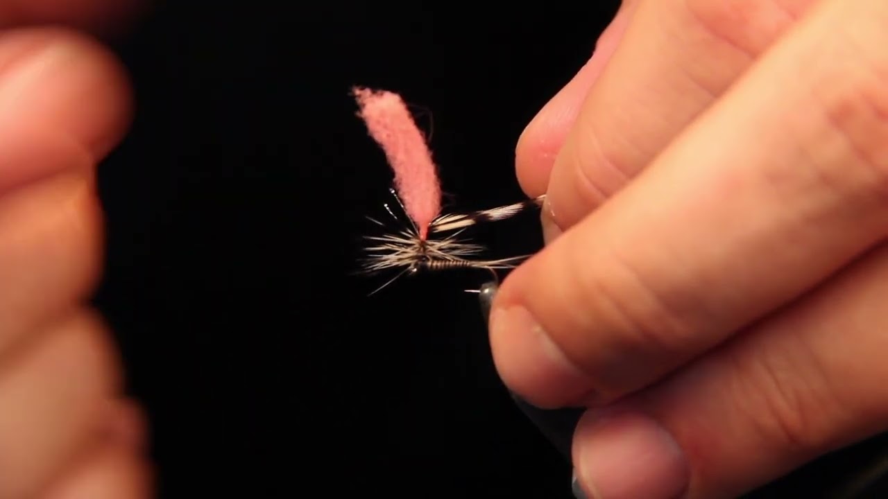Tying a Quill Body Parachute Adams