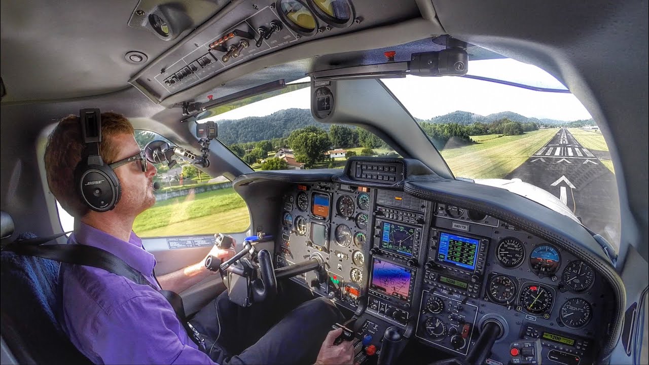Flight VLOG - Flying Single Pilot in the Mountains