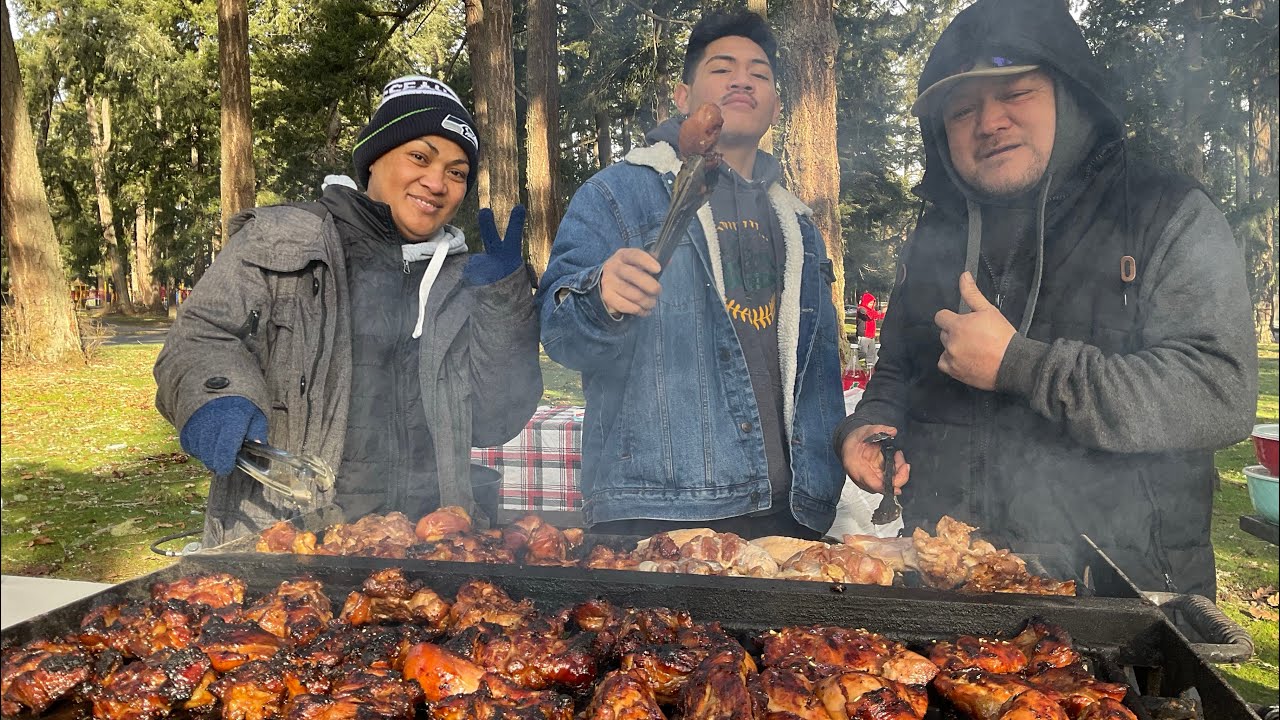 MEET EMILE’S BEAUTIFUL GIRLFRIEND + FAMILY BBQ AT THE PARK
