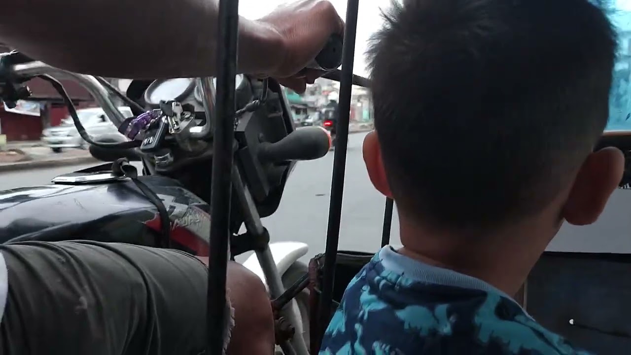 Tricycle ride from C3 to 5th Avenue Station