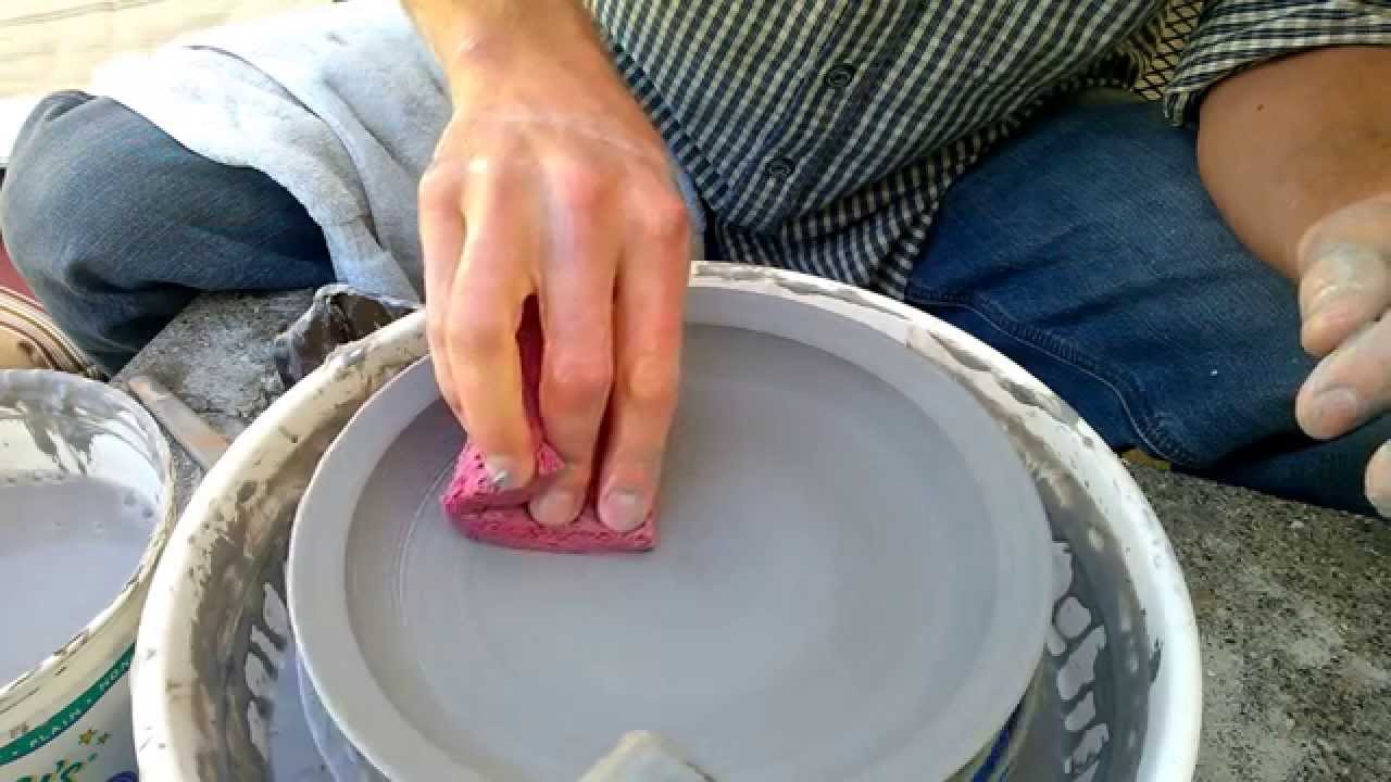 Easy Way to Throw a Plate on the Pottery Wheel