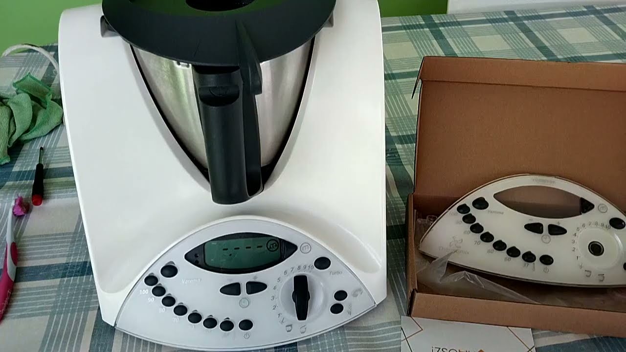 Como cambiar el frontal de la Thermomix TM31/Replace of panel front  housing of Thermomix TM 31