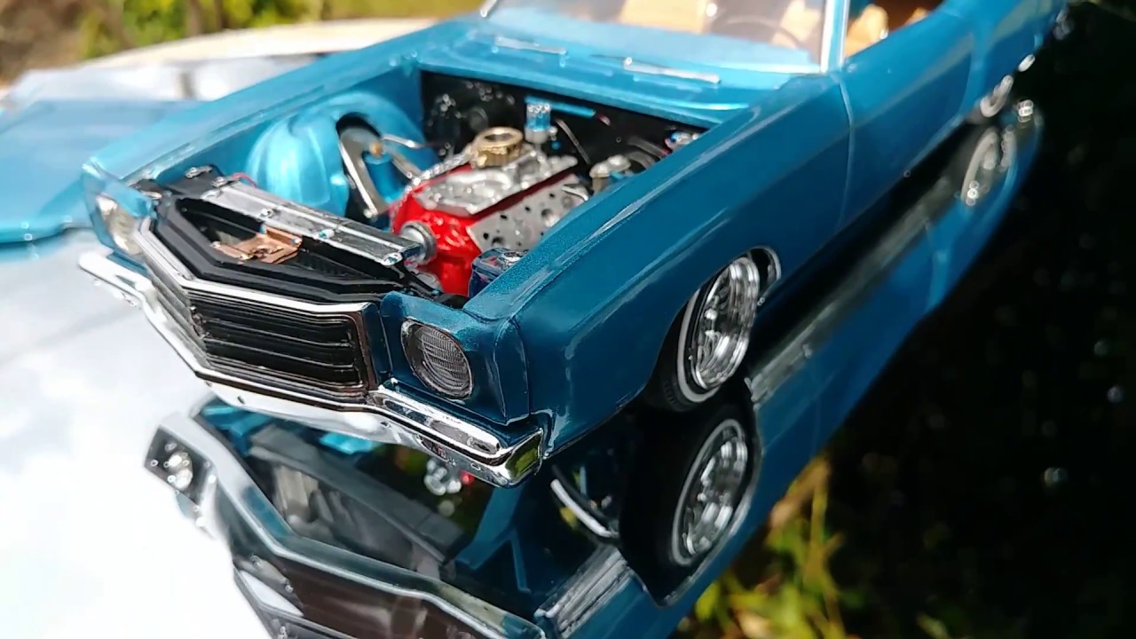 Lowrider model car 1970 Chevrolet Monte Carlo