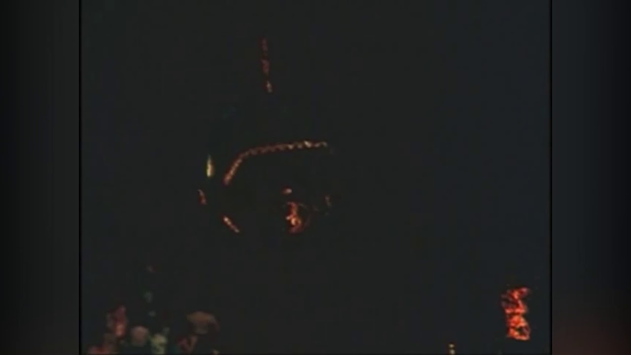 Disneyland's Main Street Electrical Parade 1977-1978 Soundtrack but Modernized (V2)