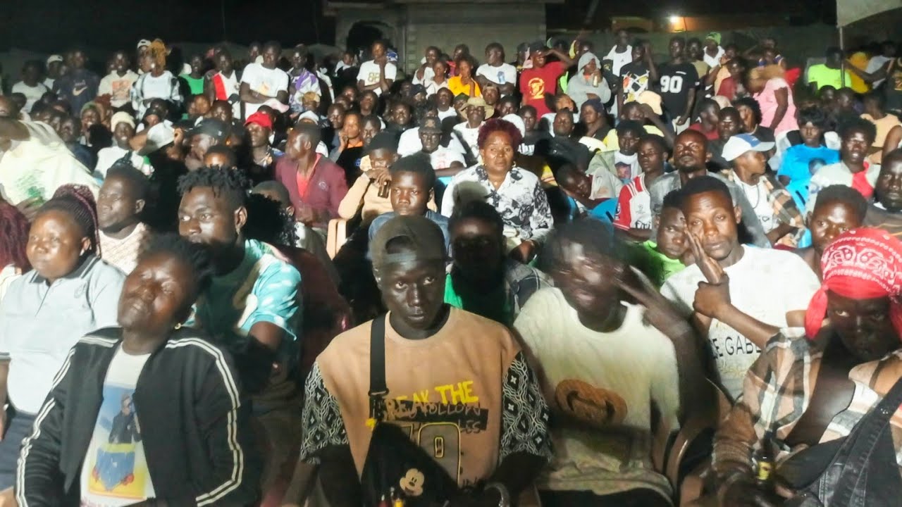 Kyali Pro Performing Apyei and Amia Mia during Niga X Pomba Concert in Dei Boarder DRC 2024