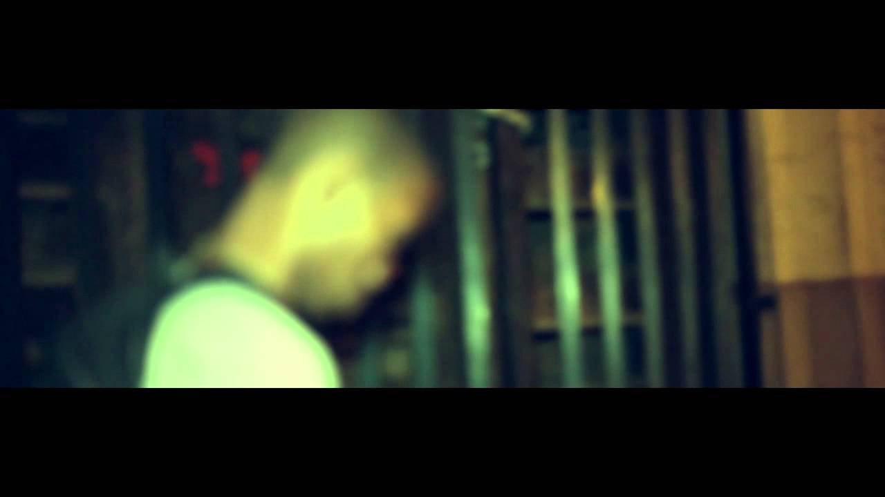 Brazo Wa Afrika - Afrikan Sax (Official Music Video)