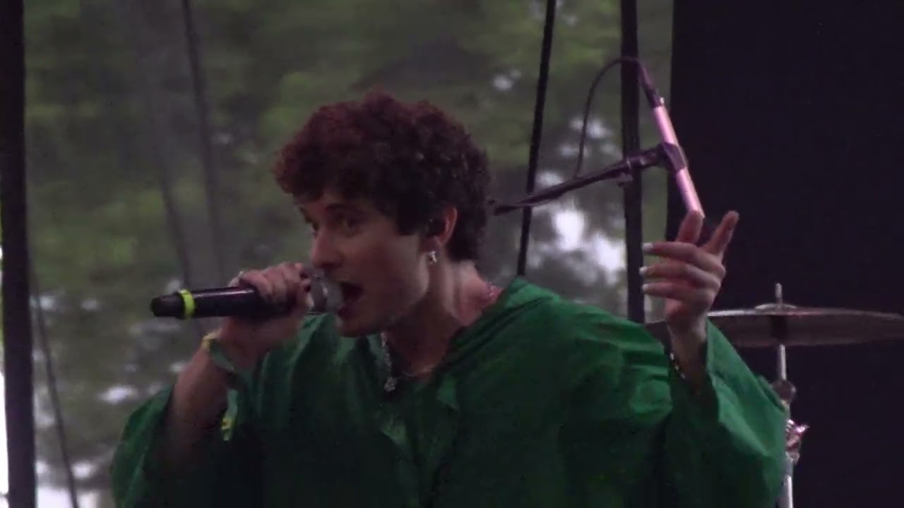People R Ugly - What's Up (4 Non Blondes cover) - Lollapalooza 2025 - Chicago, IL - 08-02-2025