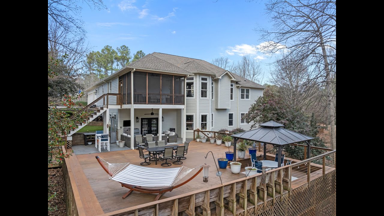 Lake Keowee Home for Sale | 125 E Waterford Dr., Seneca, SC 29672