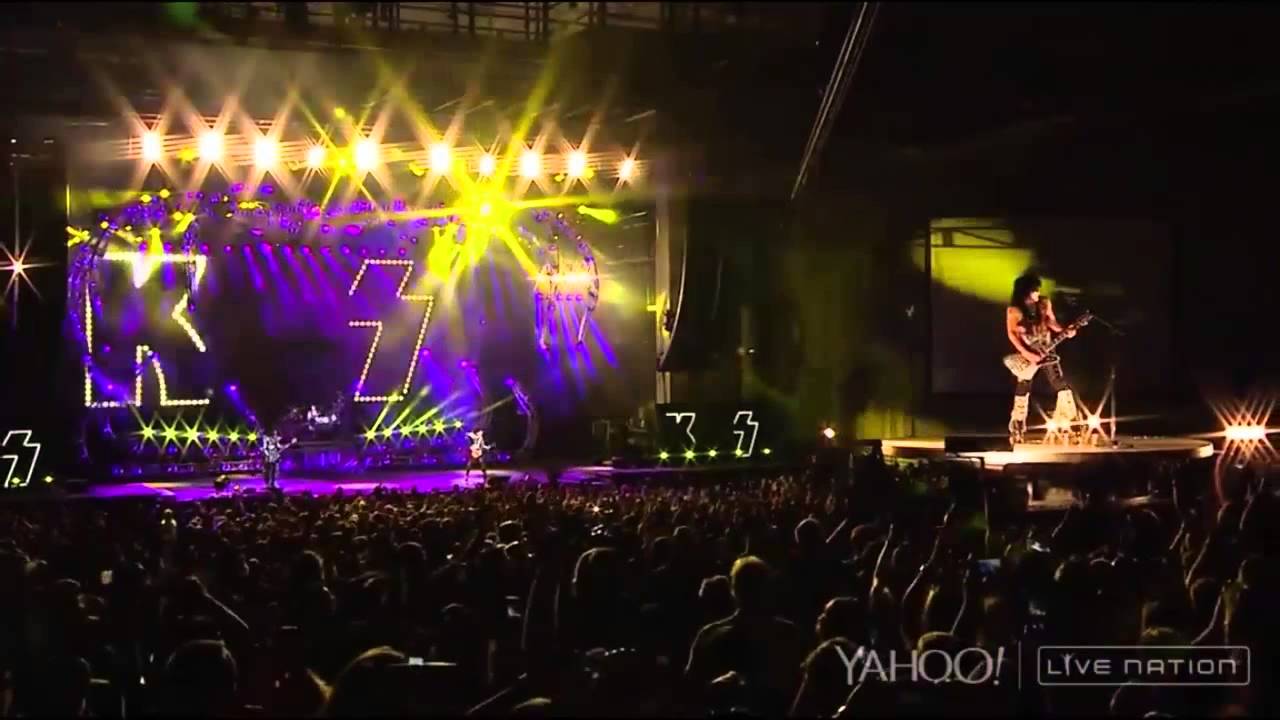 Kiss - Love Gun (Live Charlotte 2014)
