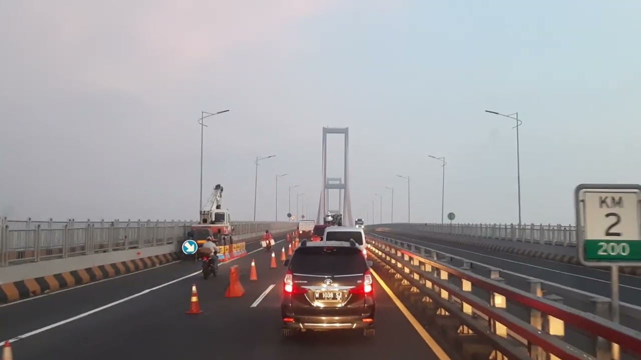 Jembatan Sura Madu