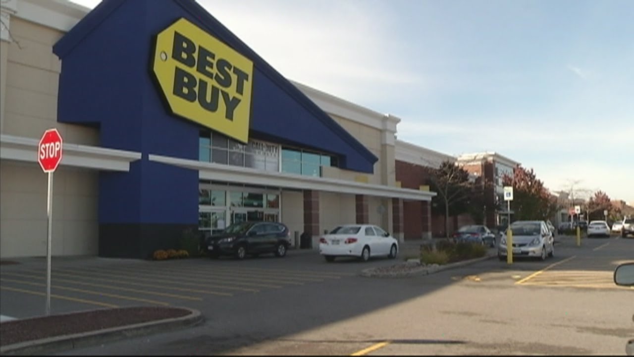 Burglars cut hole in Best Buy's ceiling