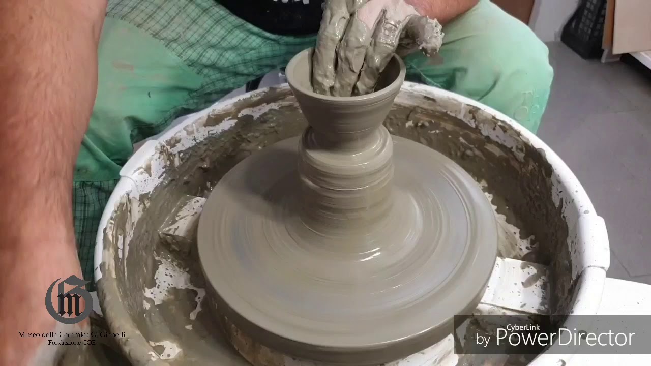 Atelier del Museo - Creazione di una ciotola al tornio