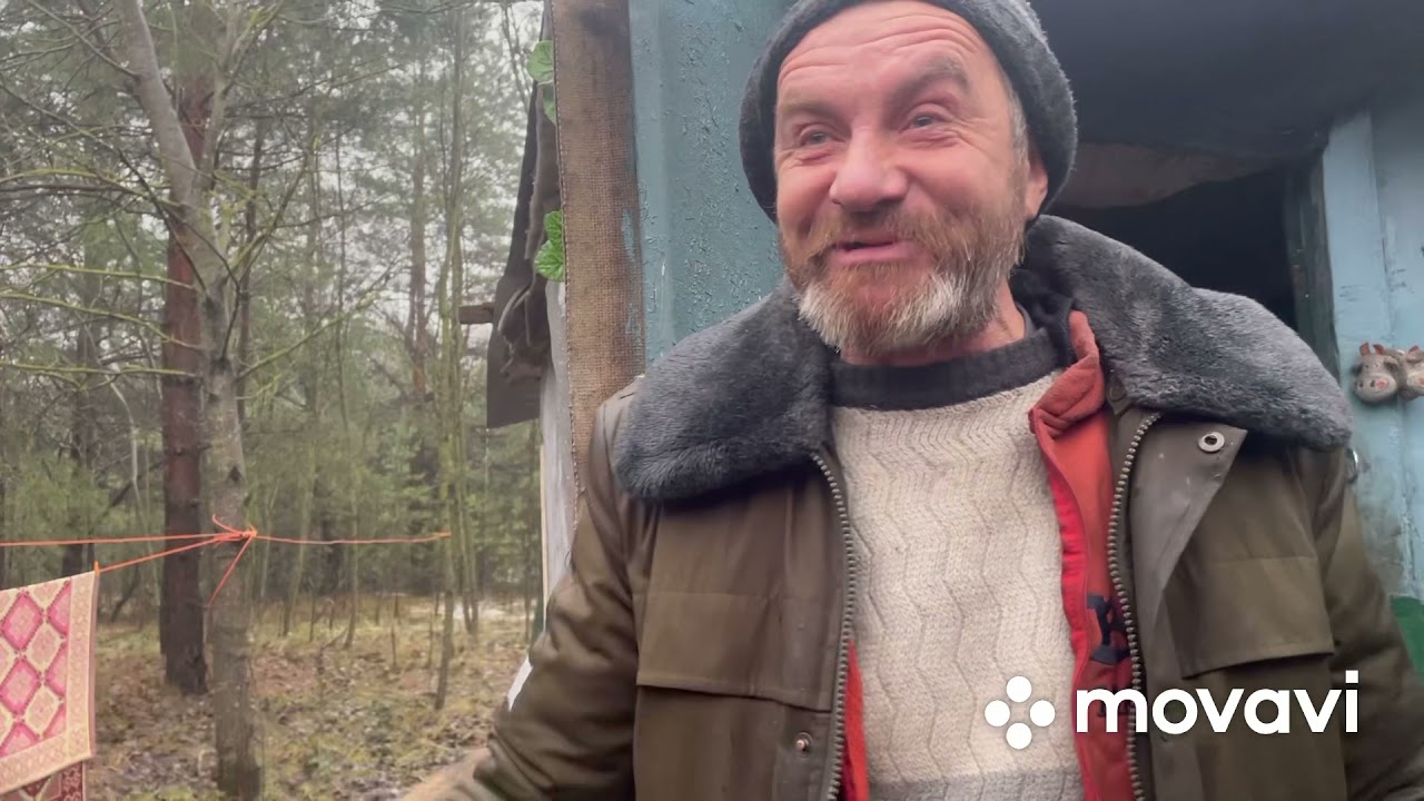 Вася 18 лет на свалке. Беларусь. Мусорщик. Подарки)
