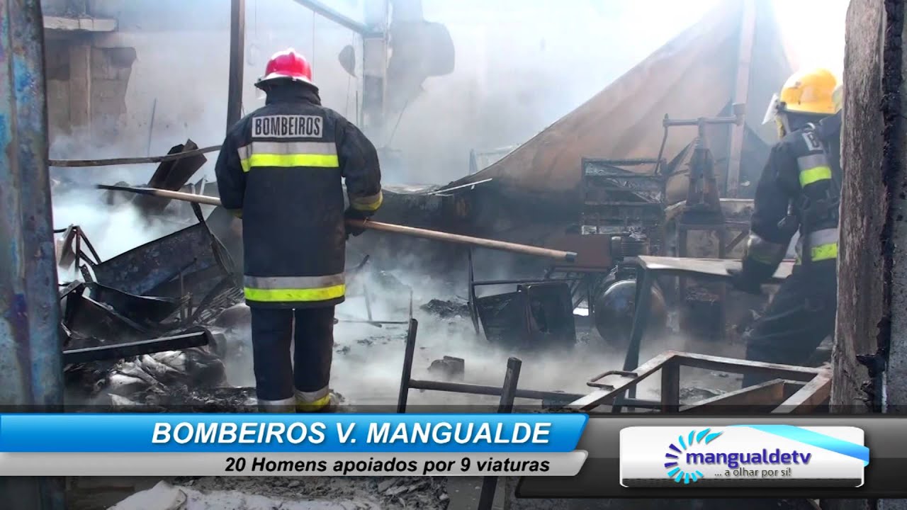 Incêndio reduz a cinzas serigrafia em Mangualde
